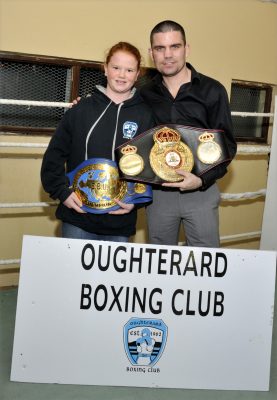 World champion Bernard Dunne is guest of honour at Oughterard boxing club celebration. Photo: Amy O'Donovan/ Bernard Dunne with European and World Title belts. | Tom Broderick