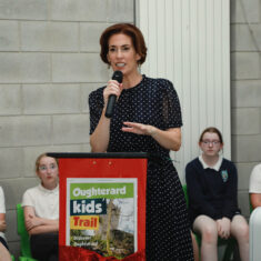MinisterHildegardeNaughtonvisittoScoilChuimín&CaitríonaOughterard25.06.2026_60 Oughterard Schoolchildren Bring Local Heritage to Life Through New Trail and Podcast Project