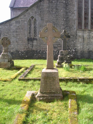 Headstone of Thomas Leopold Roberts, Oughterard