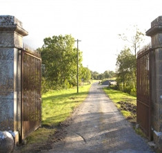 6. Roxborough Gates