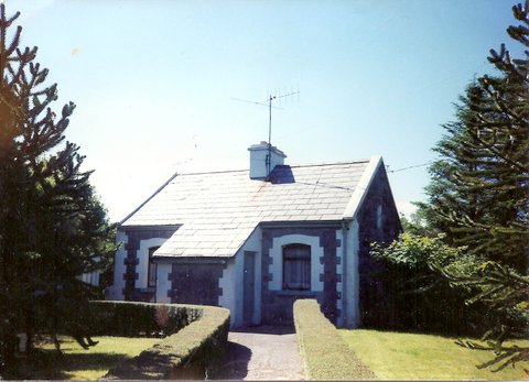 Railway Gatekeepers Cottage, Oughterard